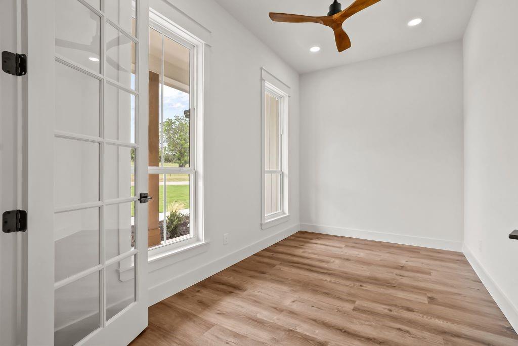 223 Gopher Road Weatherford, TX 76088 - Photo 18 of 40
