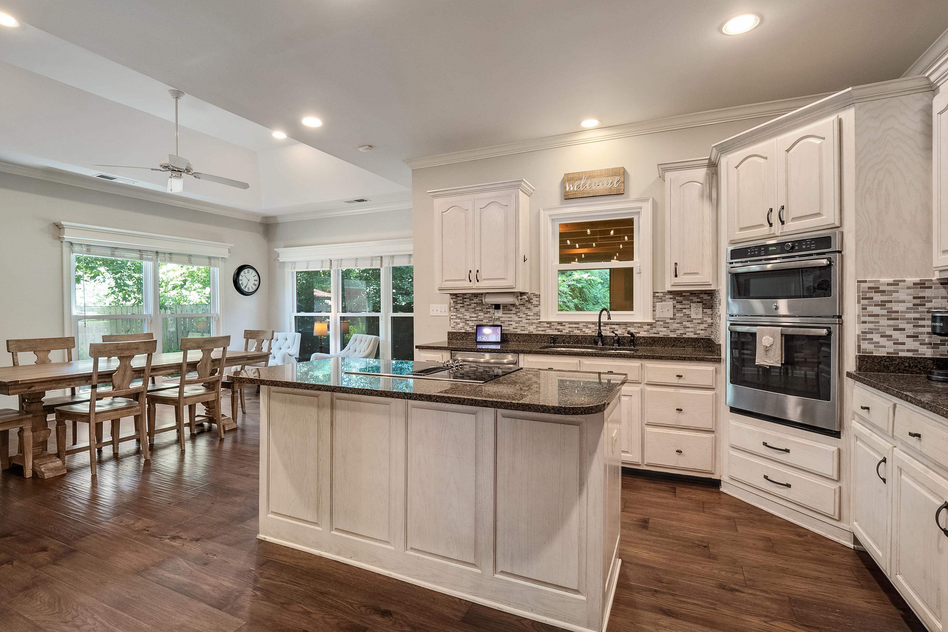 553 Roehampton Cove Collierville, TN 38017 - Photo 13 of 40 Gallery Image 13