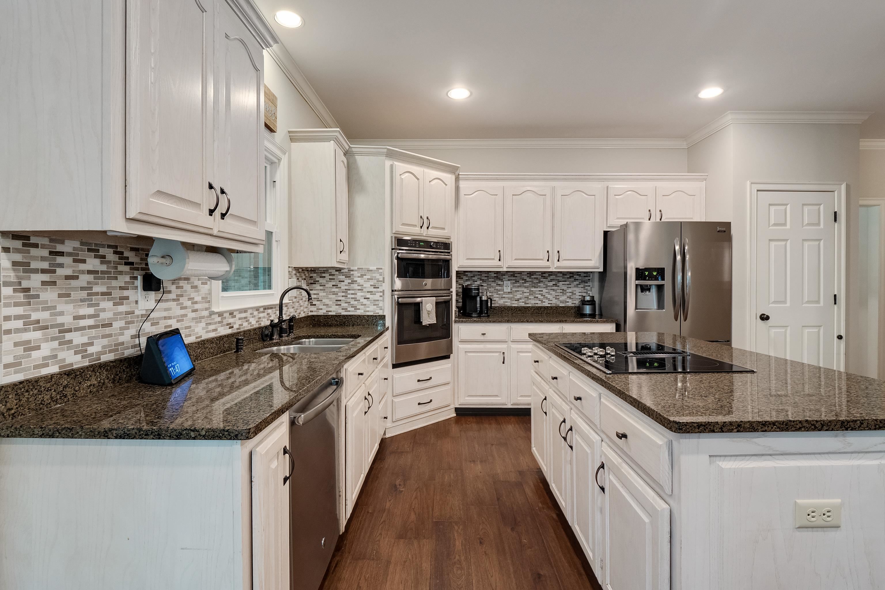 553 Roehampton Cove Collierville, TN 38017 - Photo 15 of 40 Gallery Image 15
