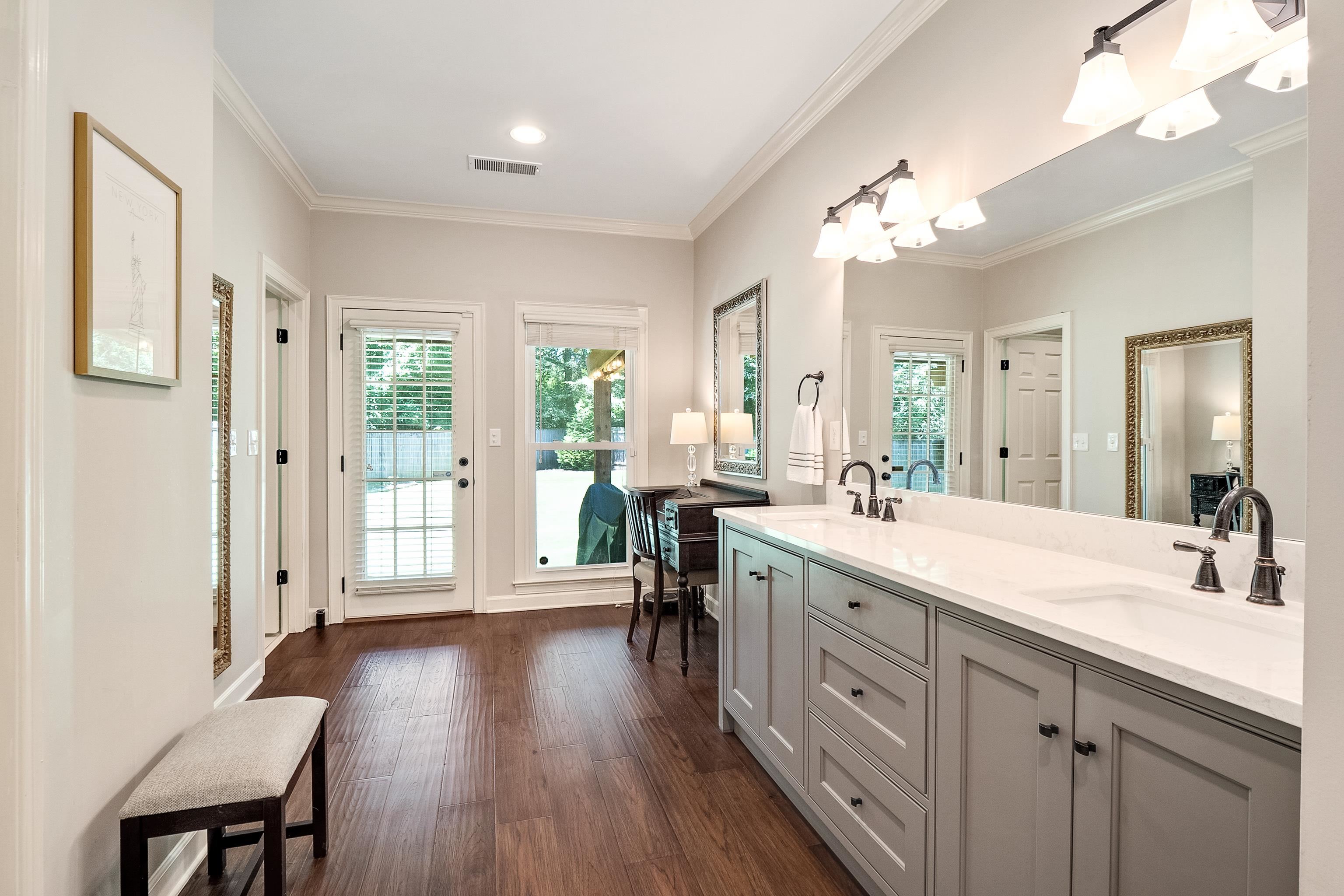 553 Roehampton Cove Collierville, TN 38017 - Photo 20 of 40 Gallery Image 20
