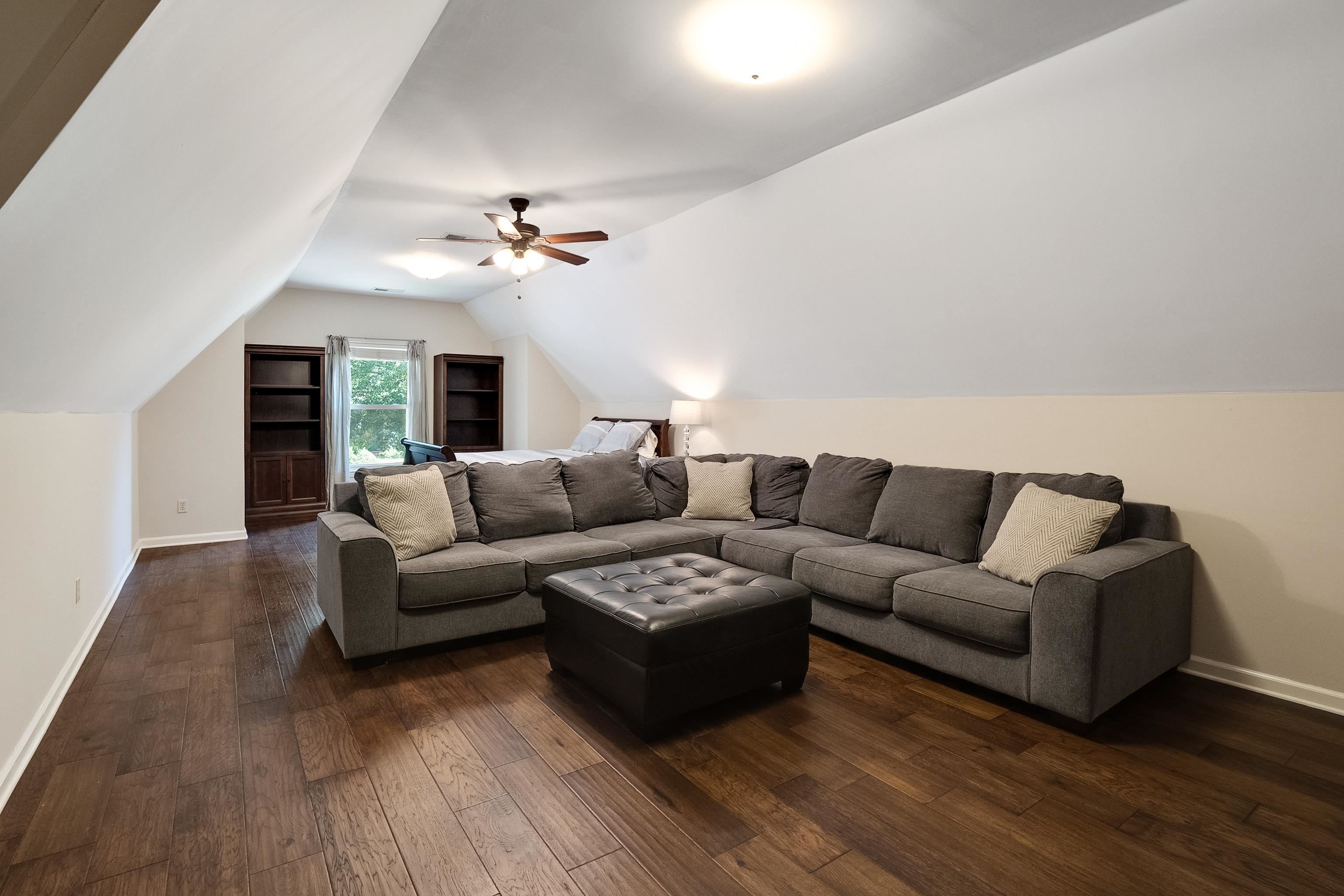 553 Roehampton Cove Collierville, TN 38017 - Photo 31 of 40 Gallery Image 31