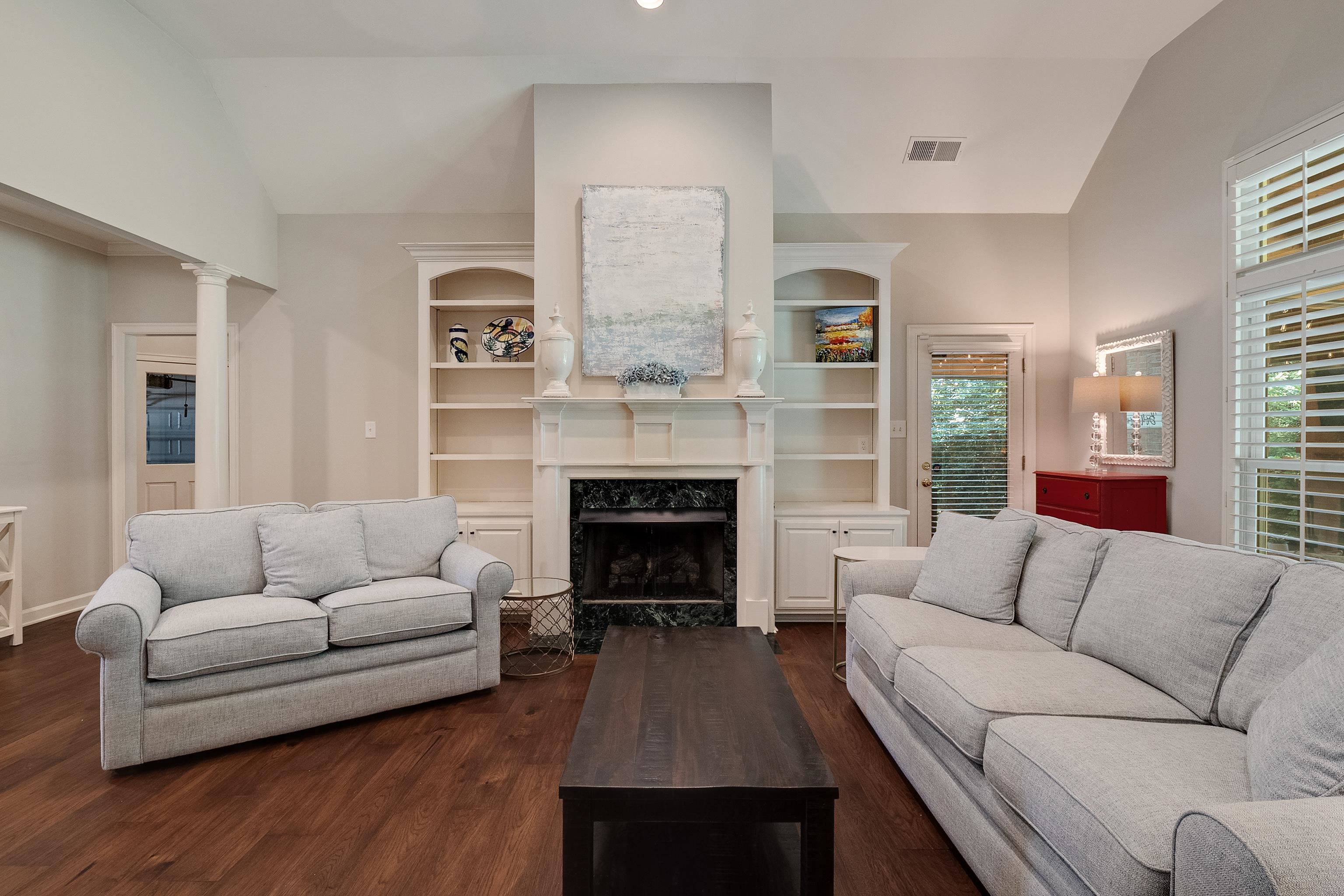 553 Roehampton Cove Collierville, TN 38017 - Photo 10 of 40 Gallery Image 10
