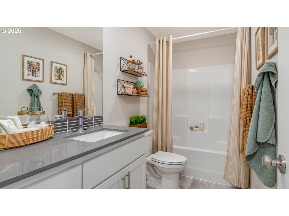 9280 Southeast Middleton Street Happy Valley, OR 97086 - Photo 11 of 14