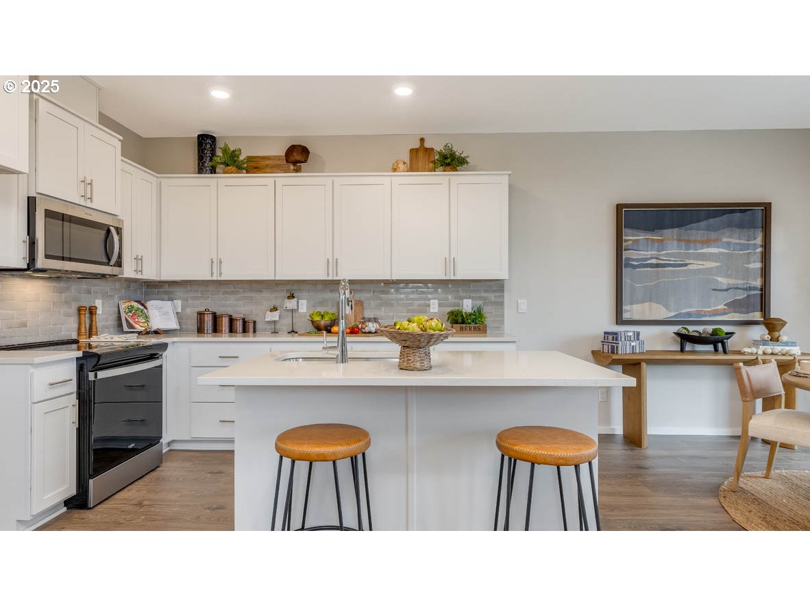 9280 Southeast Middleton Street Happy Valley, OR 97086 - Photo 5 of 14