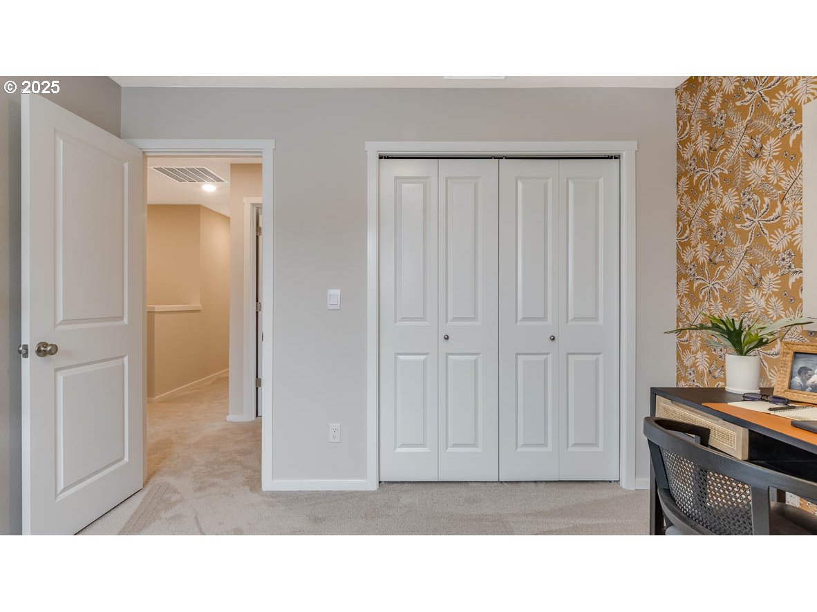 9280 Southeast Middleton Street Happy Valley, OR 97086 - Photo 8 of 14