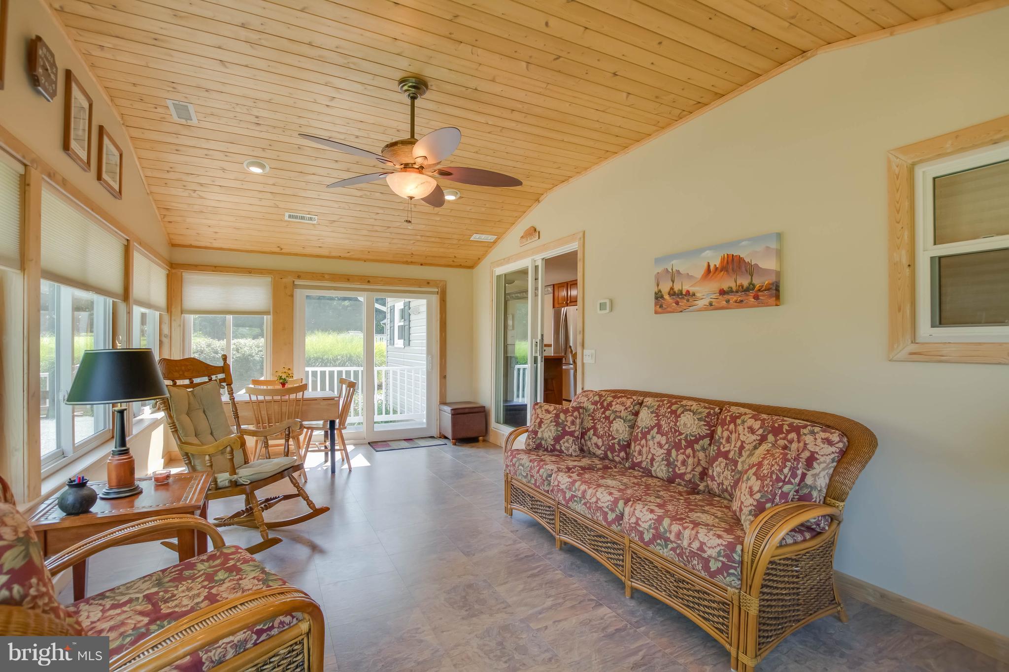 1925 Bethel Road Finksburg, MD 21048 - Photo 14 of 28 Great Room