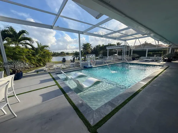 $1,200,000 | 6890 Winged Foot Drive, Hialeah, FL 33015