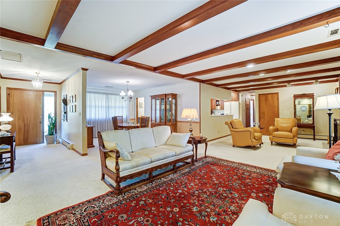 120 Tuttle Road Springfield, OH 45503 - Photo 7 of 60 LIVING ROOM