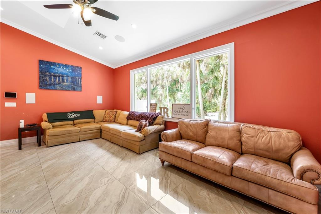556 6th Street Southeast Naples, FL 34117 - Photo 15 of 47