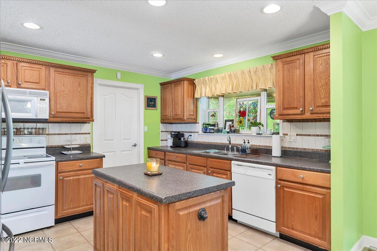 4875 Ashemont Road Aberdeen, NC 28315 - Photo 18 of 65 40-4875 Ashemont_40