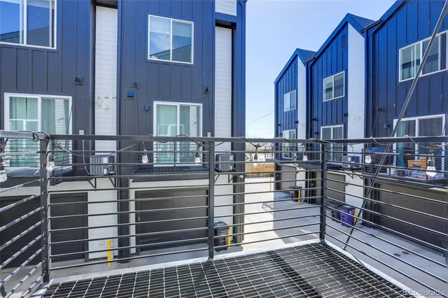 $2,995 | 4925 West 10th Avenue, Unit 102, Denver, CO 80204