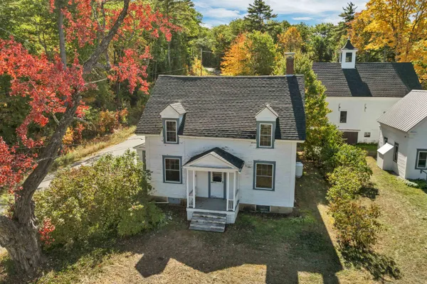 $729,000 | 829 Bearcamp Highway, Tamworth, NH 03883