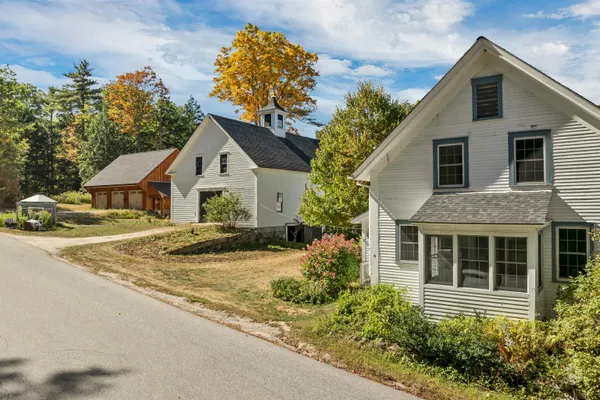 $729,000 | 829 Bearcamp Highway, Tamworth, NH 03883