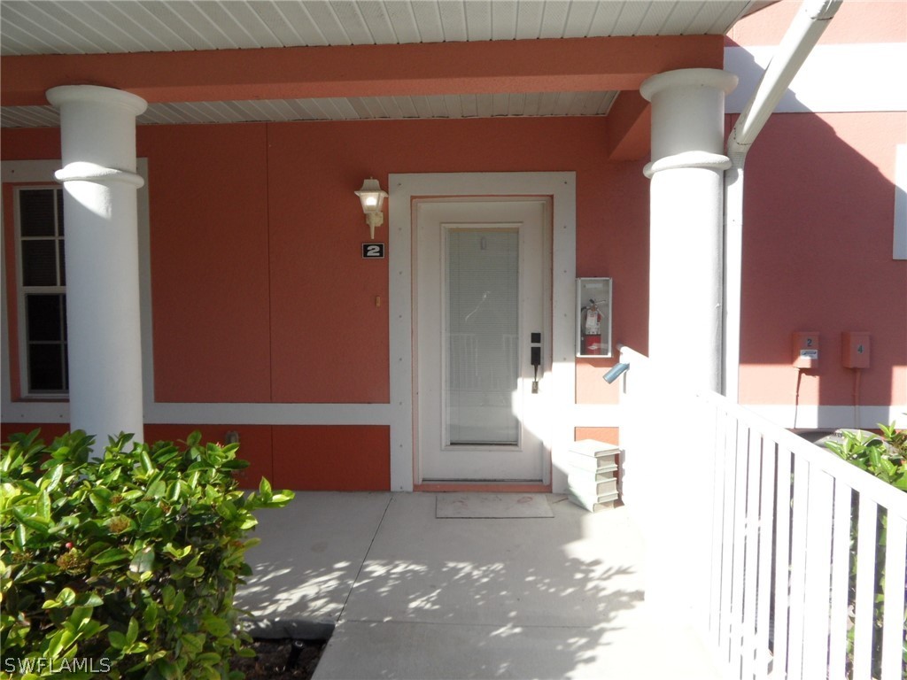 5430 Park Road, Unit 2 Fort Myers, FL 33908 - Photo 2 of 17 a view of entryway