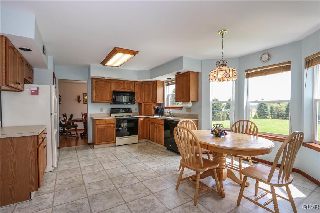 8110 Seemsville Road Northampton, PA 18067 - Photo 8 of 49 Gallery Image 8