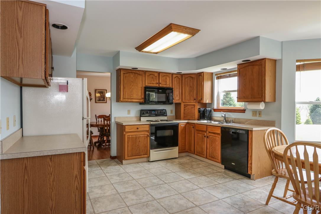 8110 Seemsville Road Northampton, PA 18067 - Photo 10 of 49 Gallery Image 10