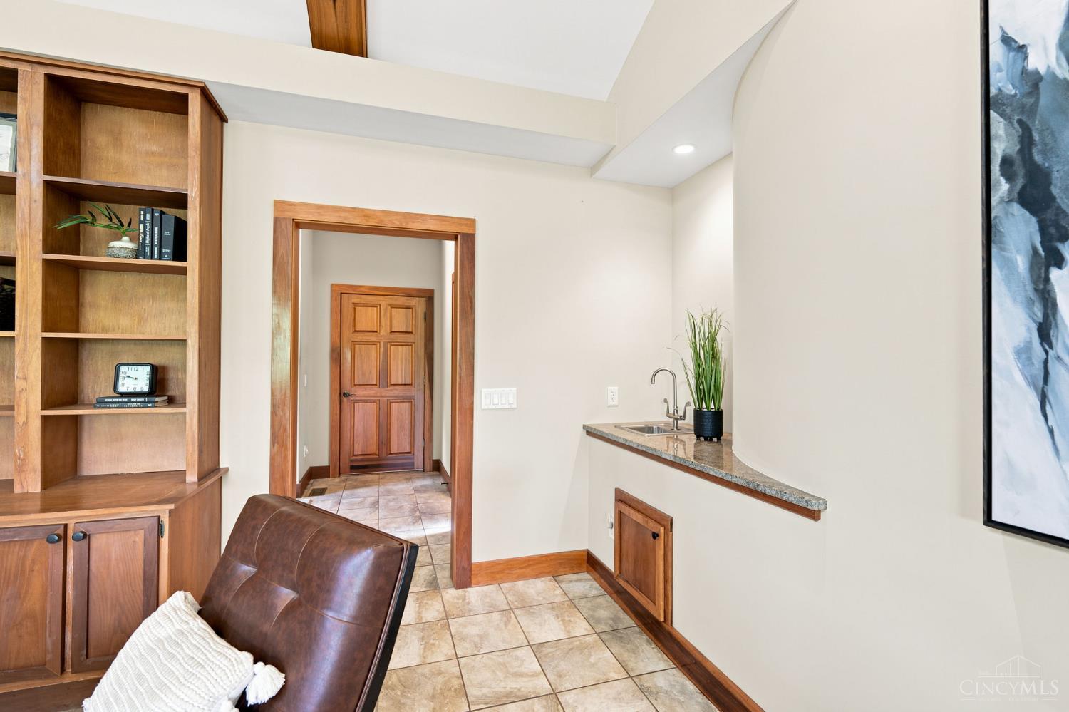 656 8 Mile Road Cincinnati, OH 45255 - Photo 38 of 99