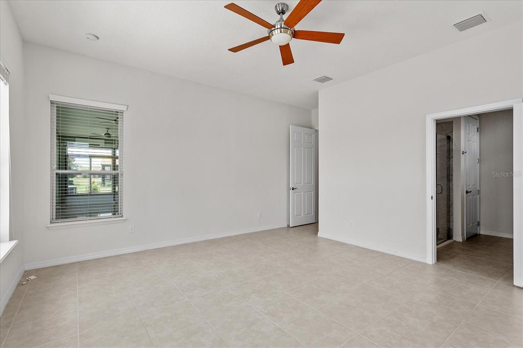 124 Balmy Coast Road Groveland, FL 34736 - Photo 13 of 37
