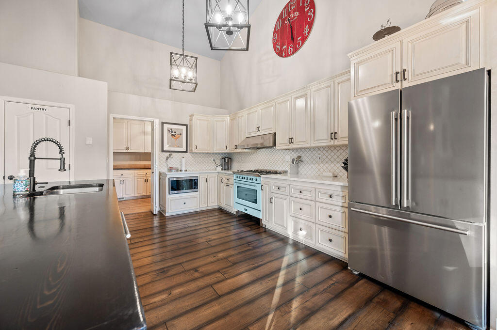 11514 Merganser Road Klamath Falls, OR 97601 - Photo 18 of 44 DSC_5404