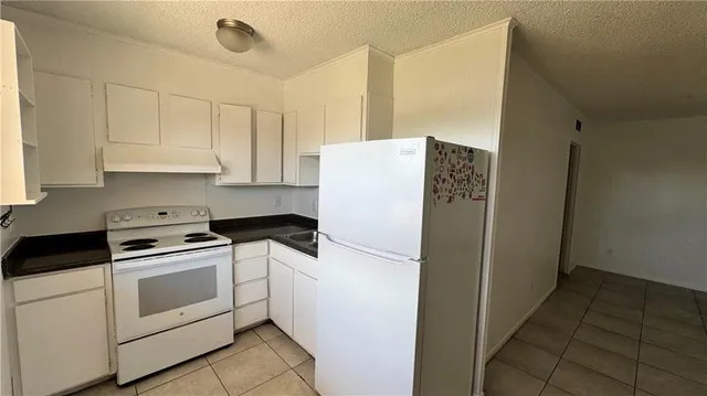 $1,250 | 700 Phosphor Avenue, Unit 1, Metairie, LA 70005