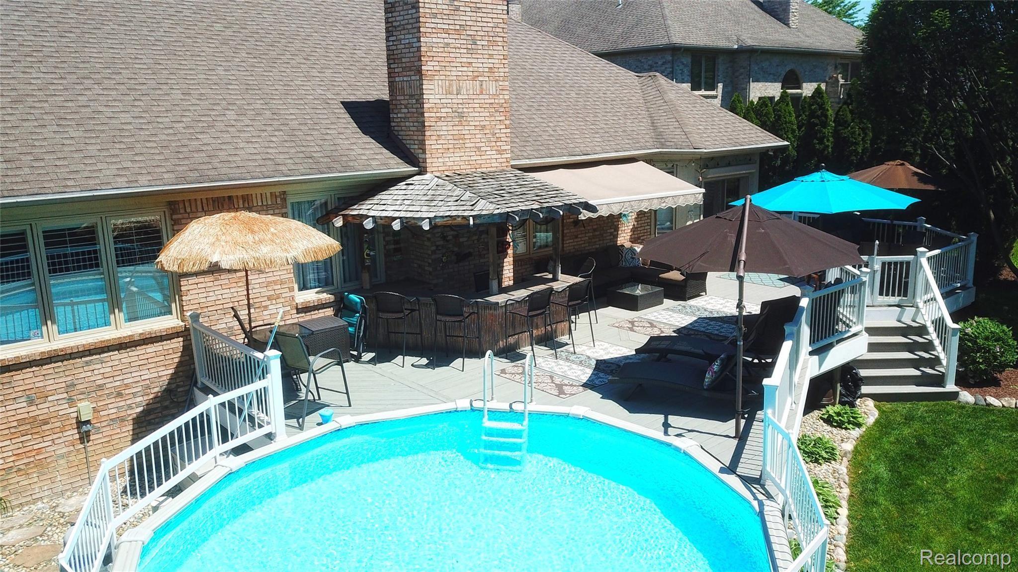 35359 Curtis Road Livonia, MI 48152 - Photo 13 of 71 DJI_0040_InPixio.jpg