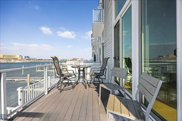 $950,000 | 641 Carson Avenue, Atlantic City, NJ 08401