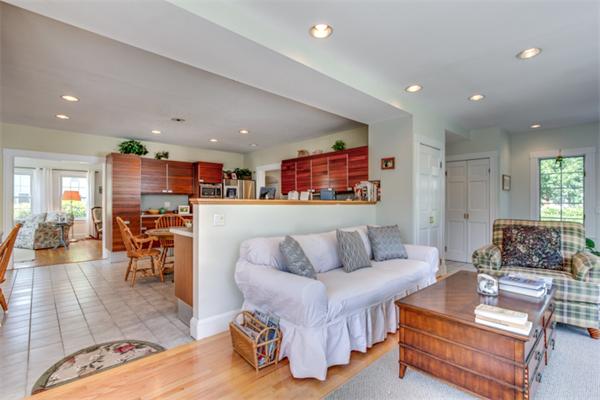 16 Gibson Road Lowell, MA 01851 - Photo 13 of 30 Gallery Image 13