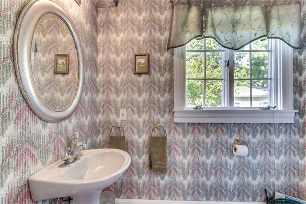 16 Gibson Road Lowell, MA 01851 - Photo 17 of 30 Gallery Image 17
