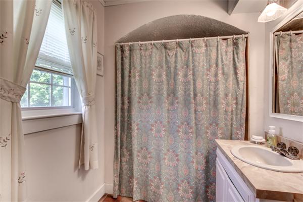 16 Gibson Road Lowell, MA 01851 - Photo 25 of 30 Gallery Image 25