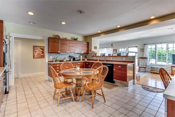 16 Gibson Road Lowell, MA 01851 - Photo 10 of 30 Gallery Image 10