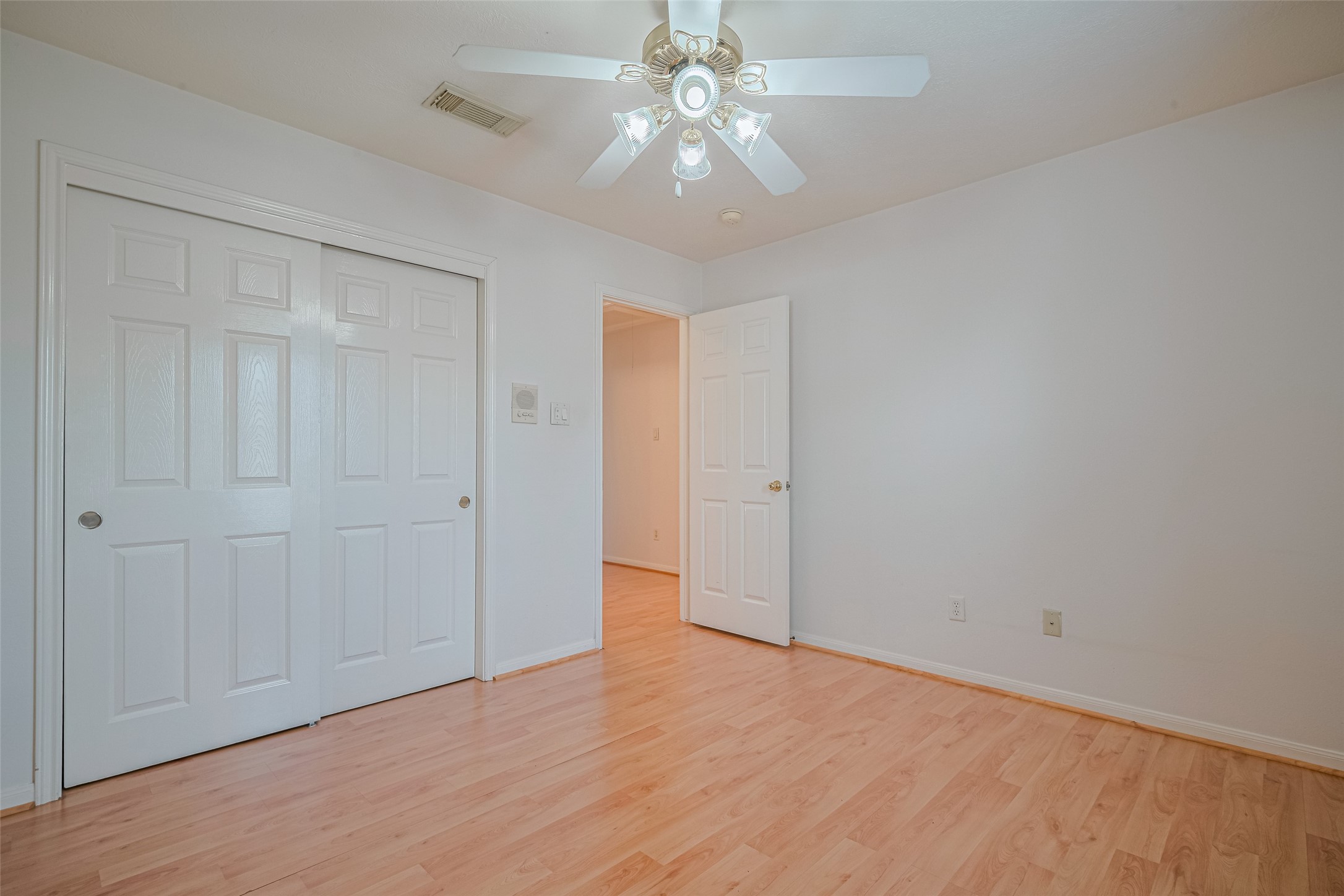 9218 Memorial Pines Way Spring, TX 77379 - Photo 32 of 39 Bedroom 3