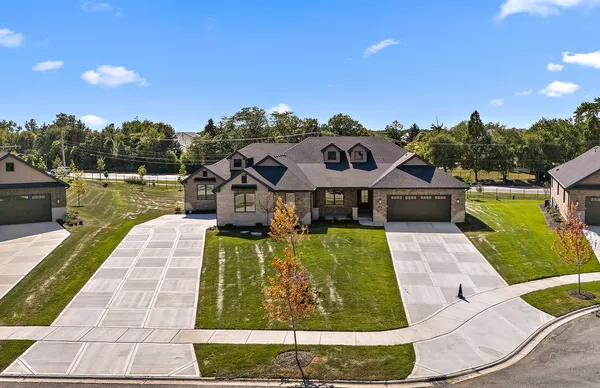 $699,000 | 11167 Lizmore Lane, Orland Park, IL 60467