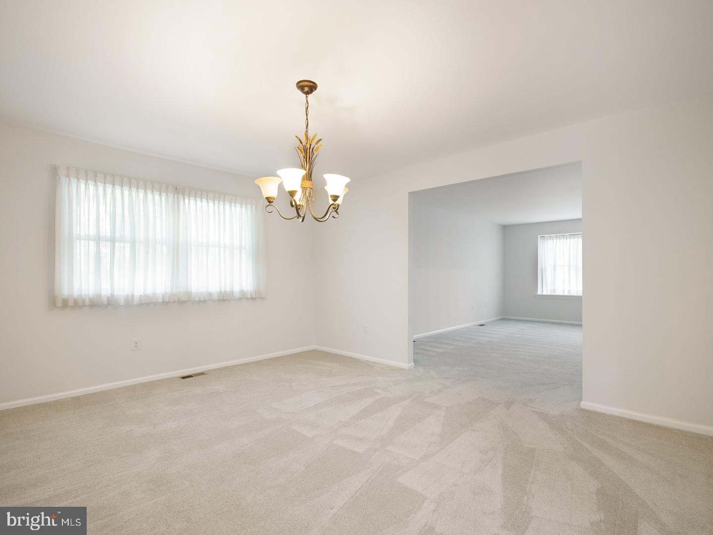 64 Penn Road Voorhees, NJ 08043 - Photo 5 of 32 Dining Room