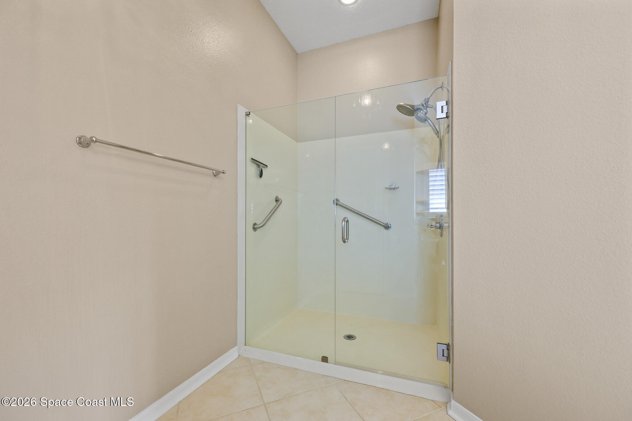 4720 Decatur Circle Melbourne, FL 32934 - Photo 15 of 25 Master Shower 2