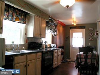 136 Flintlock Road Drexel Hill, PA 19026 - Photo 5 of 12 Gallery Image 5