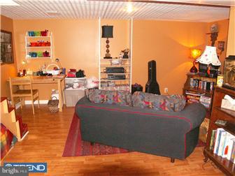 136 Flintlock Road Drexel Hill, PA 19026 - Photo 9 of 12 Gallery Image 9