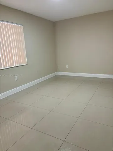 $2,600 | 5650 West 26th Court, Unit 106, Hialeah, FL 33016