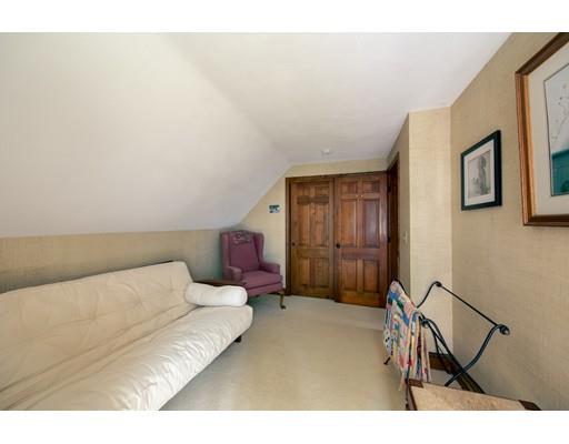 345 New Boston Road Fairhaven, MA 02719 - Photo 17 of 30 Gallery Image 17