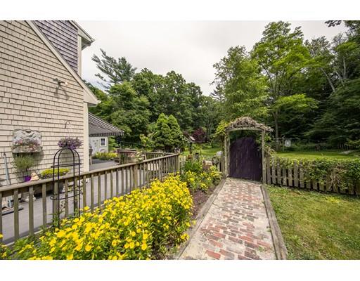 345 New Boston Road Fairhaven, MA 02719 - Photo 2 of 30 Gallery Image 2