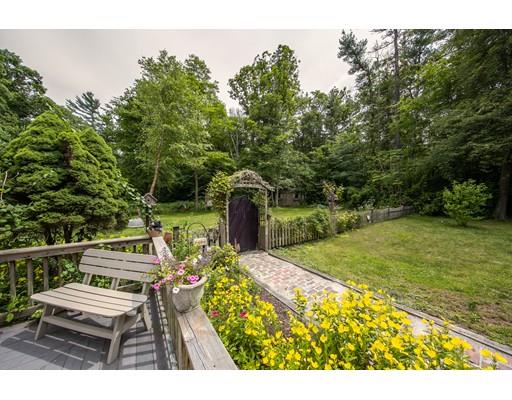 345 New Boston Road Fairhaven, MA 02719 - Photo 4 of 30 Gallery Image 4