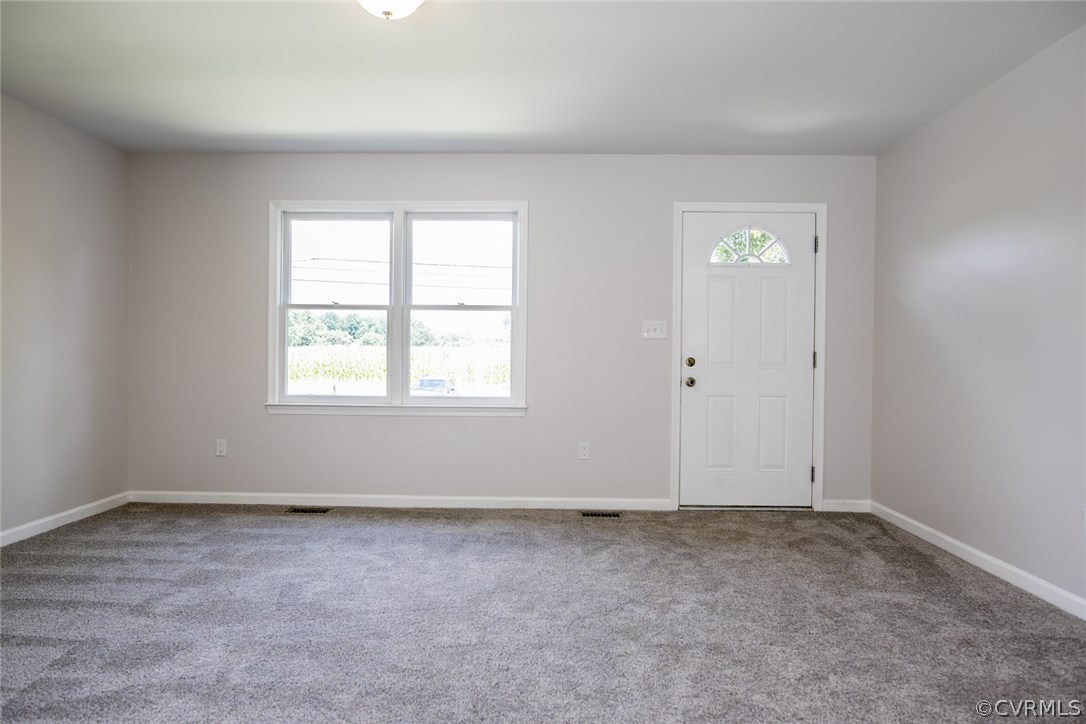 8217 Sandy Ridge Road Hopewell, VA 23860 - Photo 11 of 38 Gallery Image 11