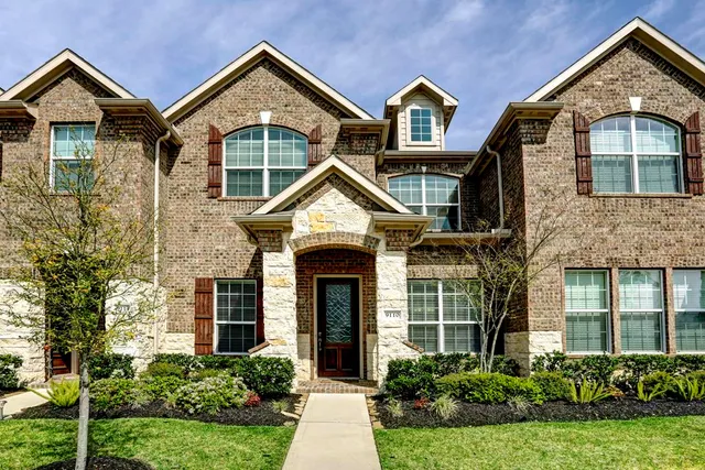 $2,300 | 9110 Solvista Pass Lane, Houston, TX 77070