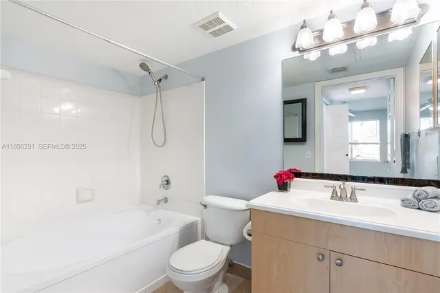 $2,350 | 1308 Villa Circle, Unit 1308, Boynton Beach, FL 33435