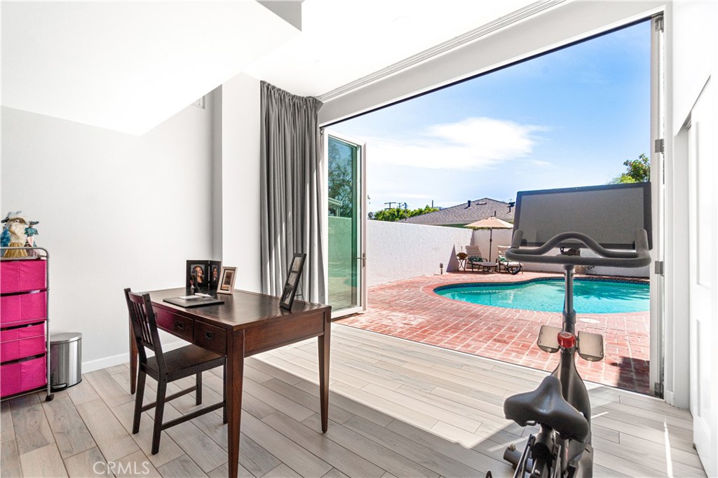 1510 East Maple Avenue El Segundo, CA 90245 - Photo 14 of 40