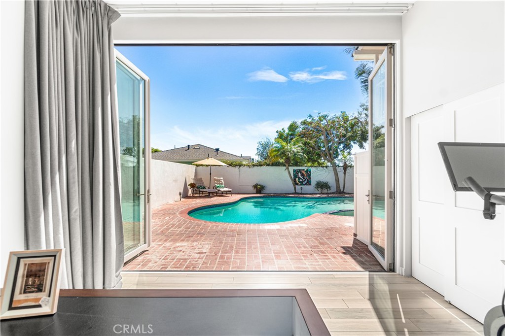 1510 East Maple Avenue El Segundo, CA 90245 - Photo 15 of 40