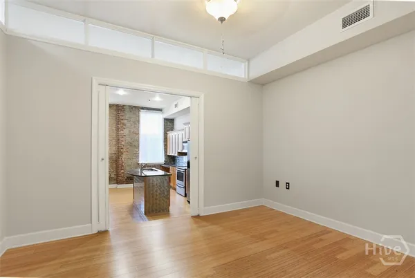 $2,200 | 50 Barnard Street, Unit 203, Savannah, GA 31401