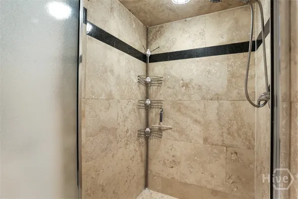 $2,200 | 50 Barnard Street, Unit 203, Savannah, GA 31401