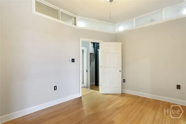 $2,200 | 50 Barnard Street, Unit 203, Savannah, GA 31401