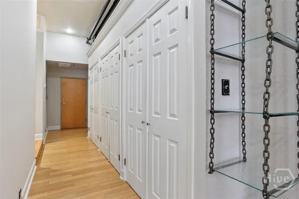 $2,200 | 50 Barnard Street, Unit 203, Savannah, GA 31401