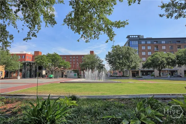 $2,200 | 50 Barnard Street, Unit 203, Savannah, GA 31401